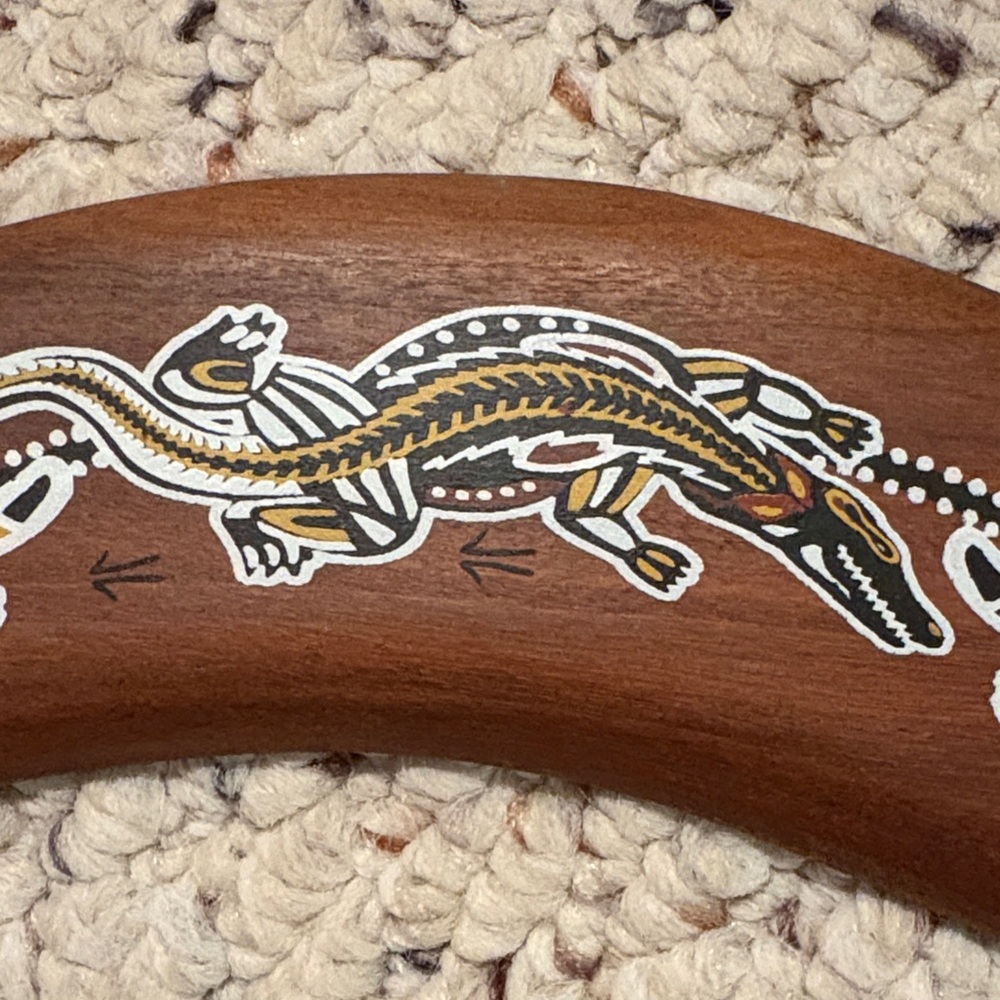 🔥5 FOR $25🔥 Handcrafted in Australia Brown Boomerang Decor - Picture 6 of 7